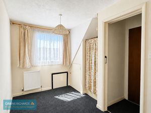 Annexe bedroom 2- click for photo gallery